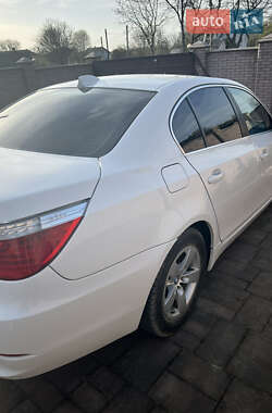 Седан BMW 5 Series 2008 в 