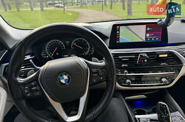 Седан BMW 5 Series 2017 в 