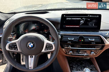 Седан BMW 5 Series 2021 в 