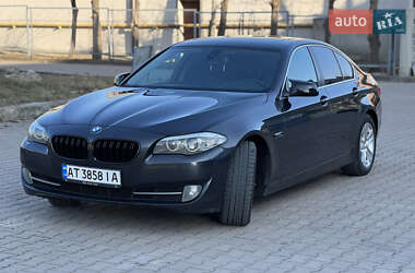 Седан BMW 5 Series 2010 в 