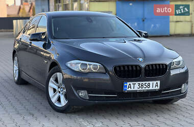 Седан BMW 5 Series 2010 в 