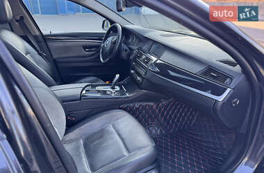 Седан BMW 5 Series 2010 в 