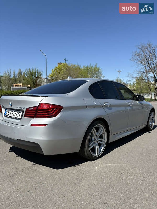 Седан BMW 5 Series 2013 в Дніпрі