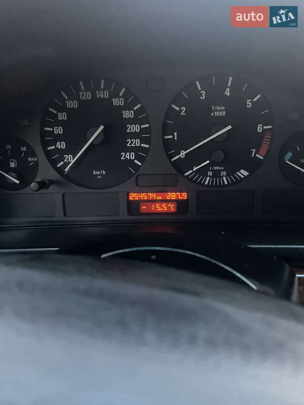 Седан BMW 5 Series 1998 в Самборе