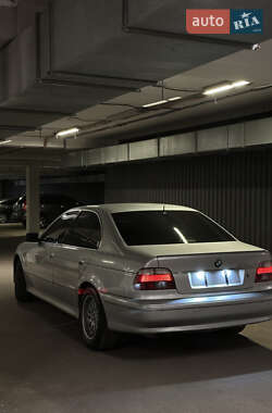 Седан BMW 5 Series 2003 в 