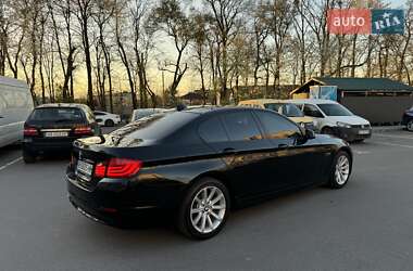 Седан BMW 5 Series 2013 в 