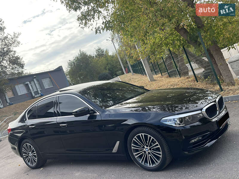 Седан BMW 5 Series 2017 в Харькове