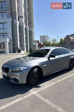 Седан BMW 5 Series 2012 в 