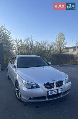 Седан BMW 5 Series 2003 в 