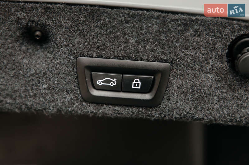 Седан BMW 5 Series 2015 в Києві
