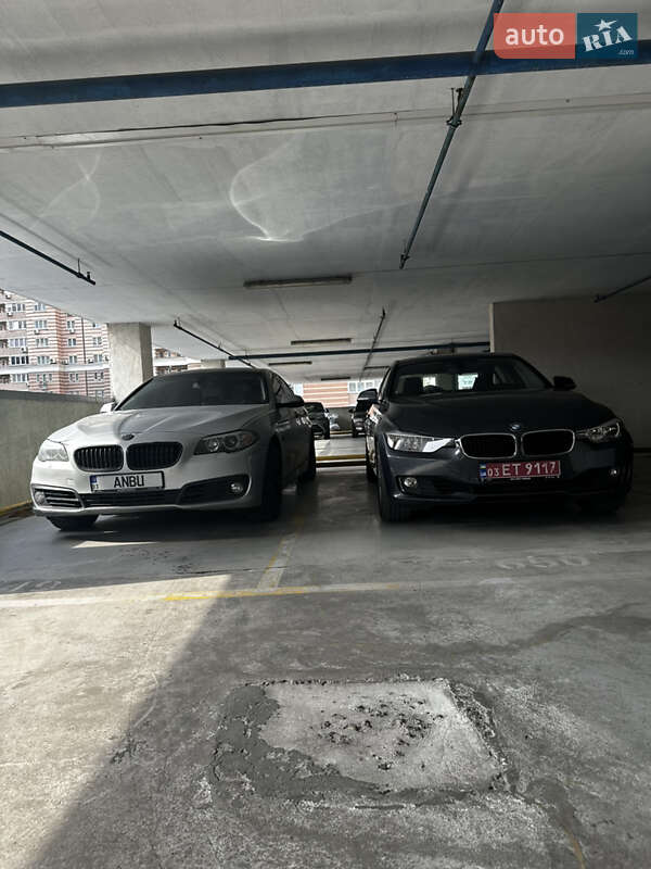 Седан BMW 5 Series 2015 в Києві