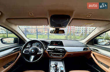 Седан BMW 5 Series 2017 в 