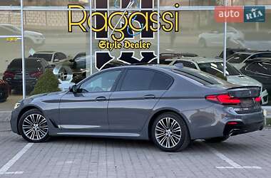 Седан BMW 5 Series 2017 в 