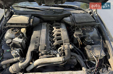 Седан BMW 5 Series 1998 в 
