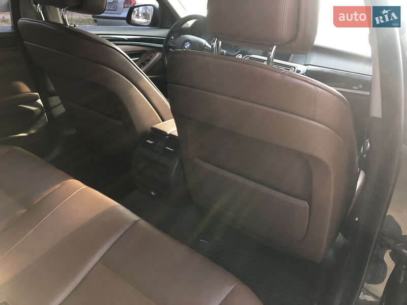 Седан BMW 5 Series 2010 в Кременчуге