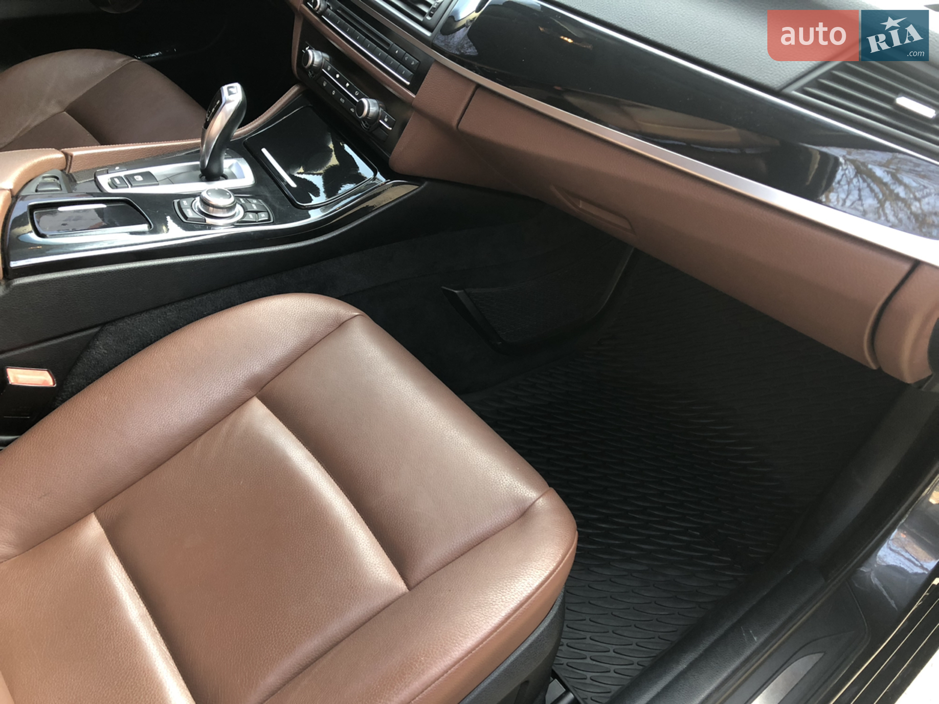 2010 BMW 5er - мініатюра 10