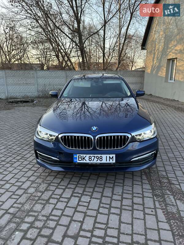 Седан BMW 5 Series 2018 в Костополе
