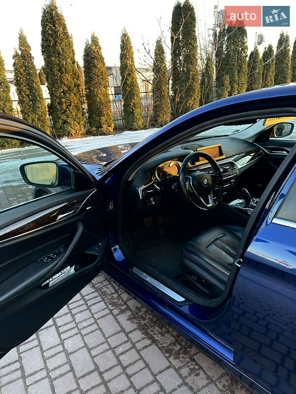 Седан BMW 5 Series 2018 в Костополе