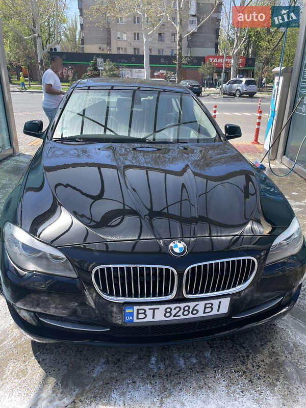 BMW 5 Series 2011