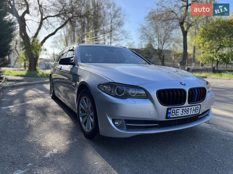 Универсал BMW 5 Series 2012 в 