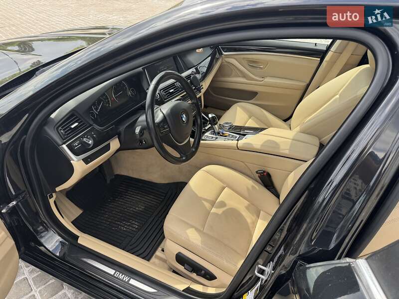 Седан BMW 5 Series 2015 в Харкові