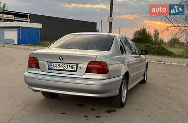 Седан BMW 5 Series 2001 в 