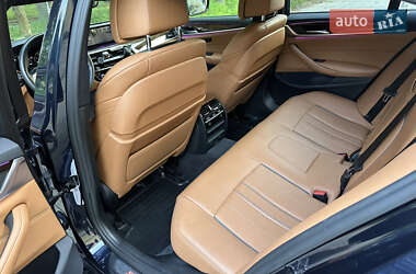 Седан BMW 5 Series 2017 в 