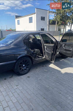 Седан BMW 5 Series 1993 в 