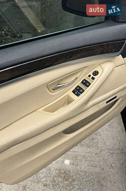 Седан BMW 5 Series 2014 в 