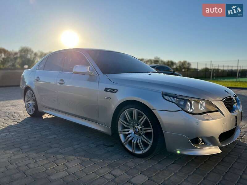 Седан BMW 5 Series 2004 в 