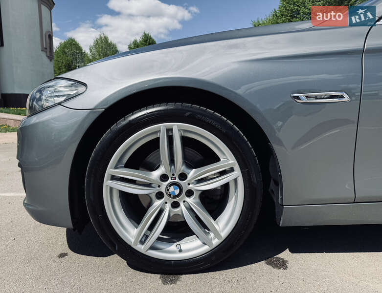Седан BMW 5 Series 2015 в Житомире