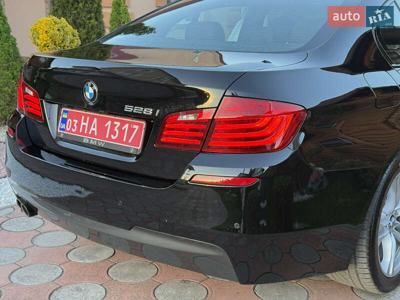 Седан BMW 5 Series 2014 в Вараші