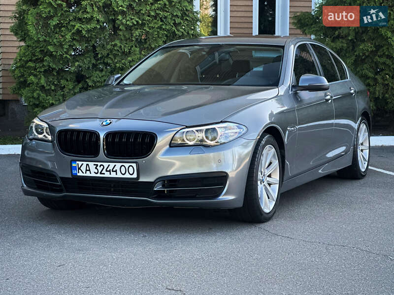 Седан BMW 5 Series 2013 в 