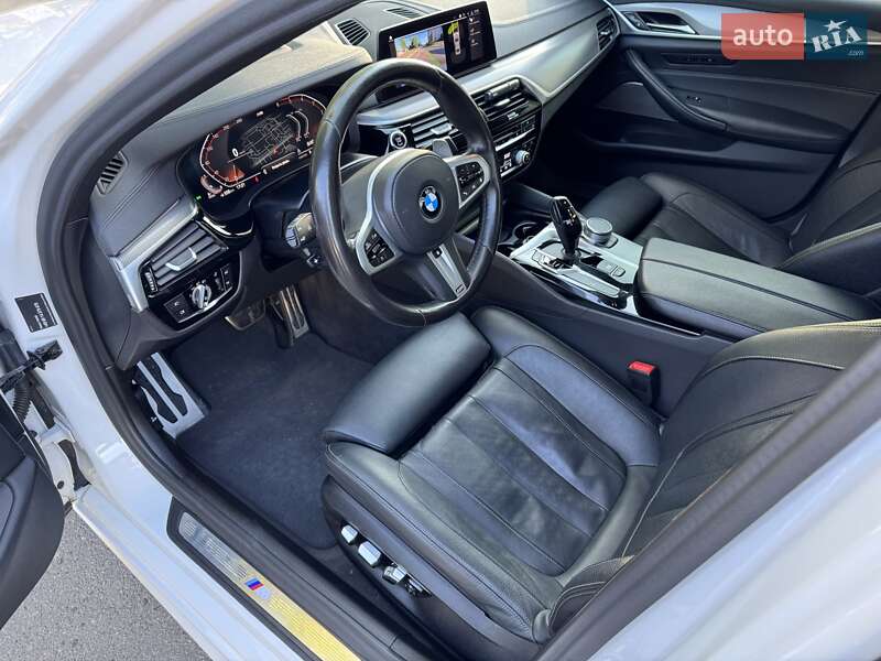 Седан BMW 5 Series 2020 в Харкові