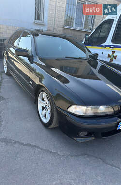 Седан BMW 5 Series 1998 в 