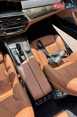 Седан BMW 5 Series 2020 в 