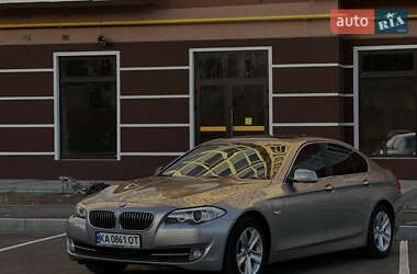 Седан BMW 5 Series 2013 в Умані