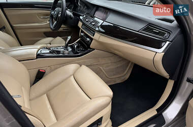 Седан BMW 5 Series 2012 в 
