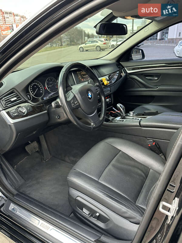 Седан BMW 5 Series 2015 в Днепре
