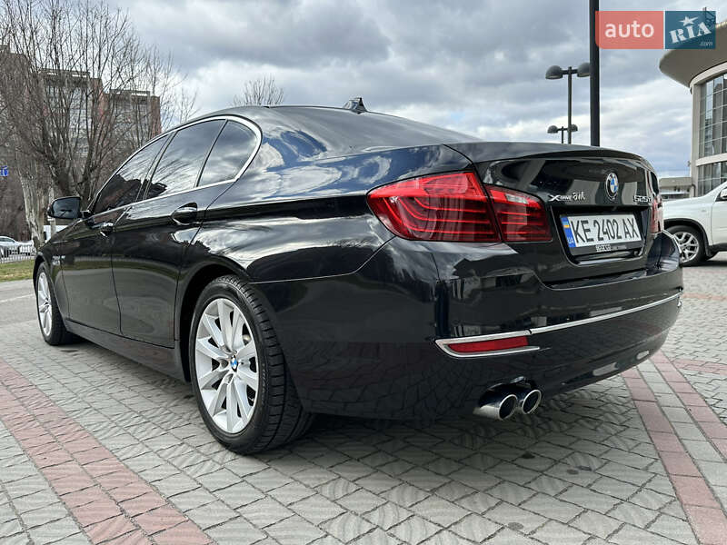 Седан BMW 5 Series 2015 в Днепре