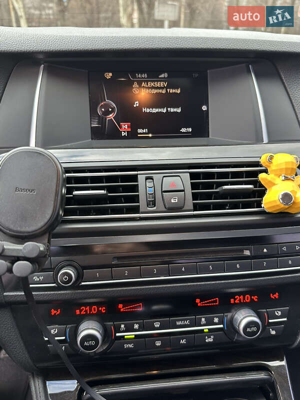 Седан BMW 5 Series 2015 в Днепре