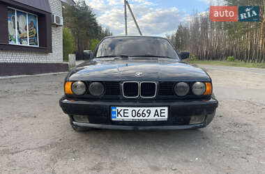 Седан BMW 5 Series 1988 в Старом Салтовом