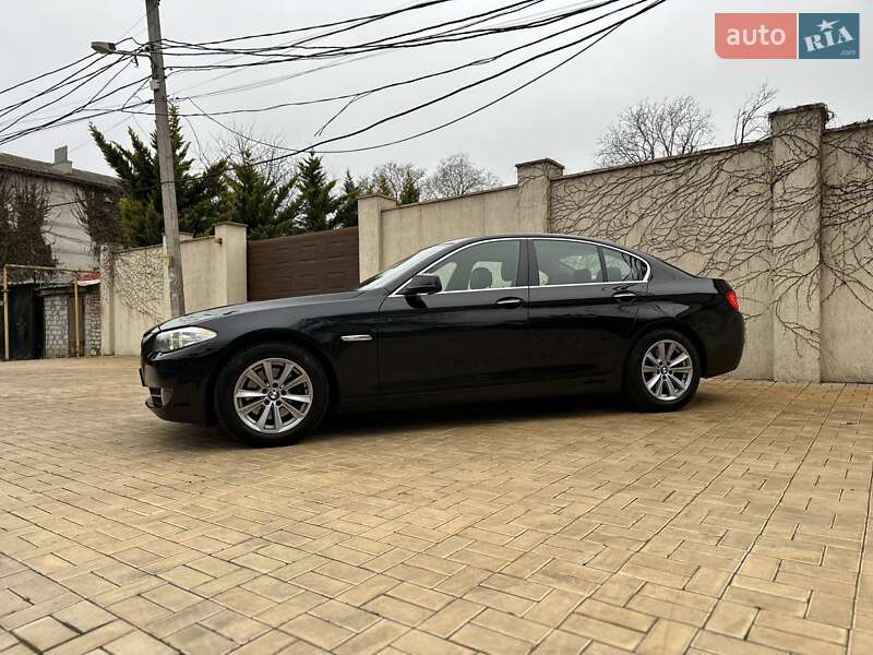 Седан BMW 5 Series 2012 в Одессе