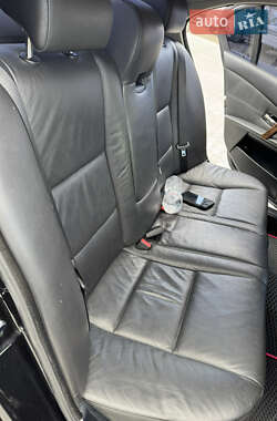 Седан BMW 5 Series 2005 в 