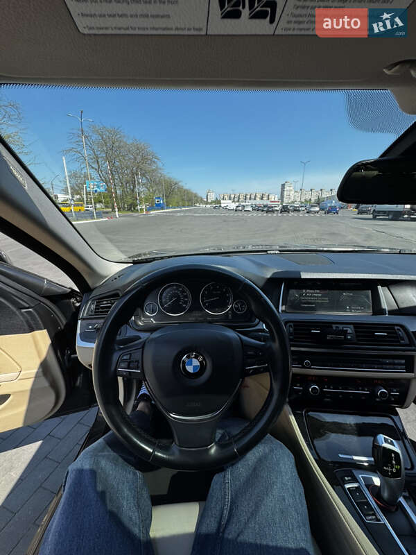 Седан BMW 5 Series 2015 в Одессе