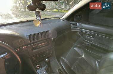 Седан BMW 5 Series 1999 в 
