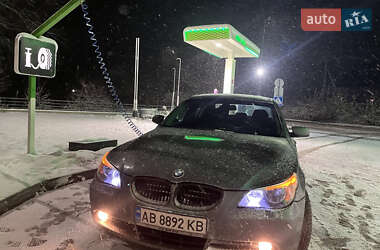 Седан BMW 5 Series 2004 в 