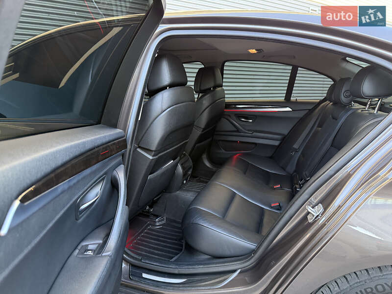 Седан BMW 5 Series 2012 в Рівному