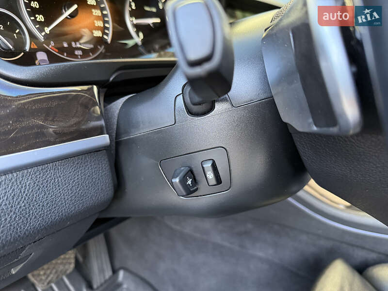 Седан BMW 5 Series 2012 в Рівному