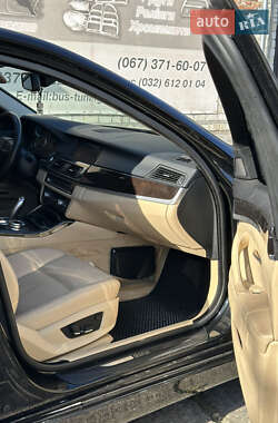 Седан BMW 5 Series 2013 в 